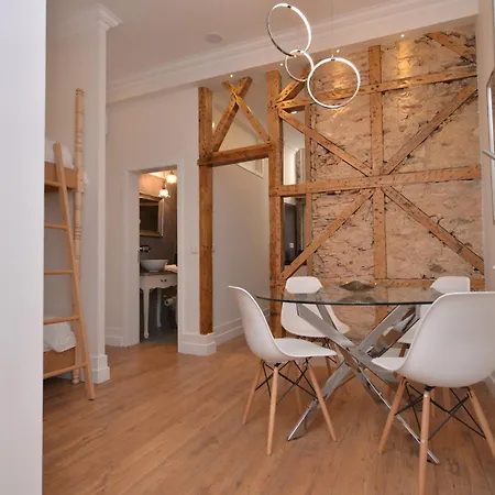 Apartment Gold 37399al And Silver 37404al Lisbon