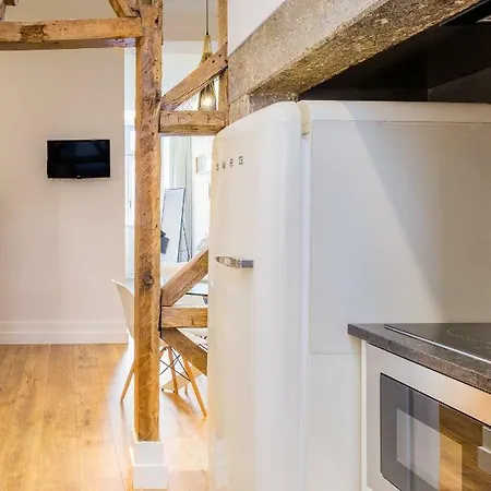 Apartment Gold 37399al And Silver 37404al Lisbon