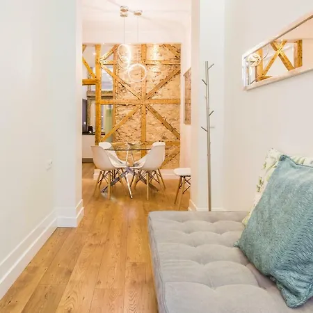 Apartment Gold 37399al And Silver 37404al